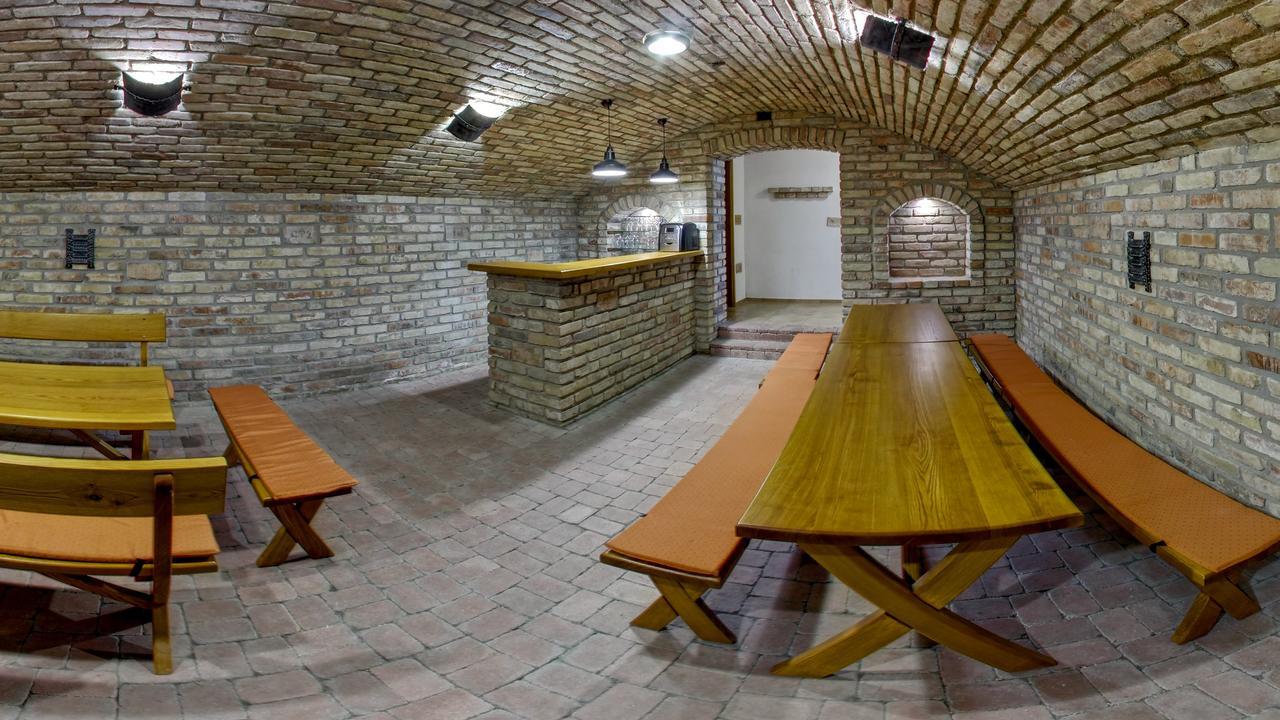 Penzion Kratochvil Dolní Dunajovice Exterior foto