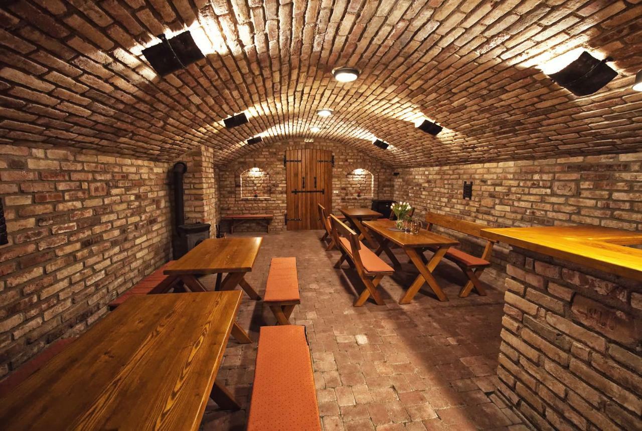 Penzion Kratochvil Dolní Dunajovice Exterior foto